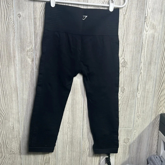 Women GymShark Crop Leggings Size Medium - Picture 5 of 6
